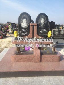 Подвійний пам'ятник