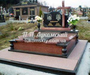 Подвійний пам'ятник