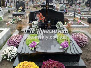 Подвійний пам'ятник