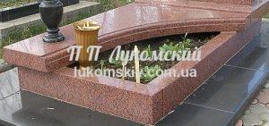 Надгробні плити